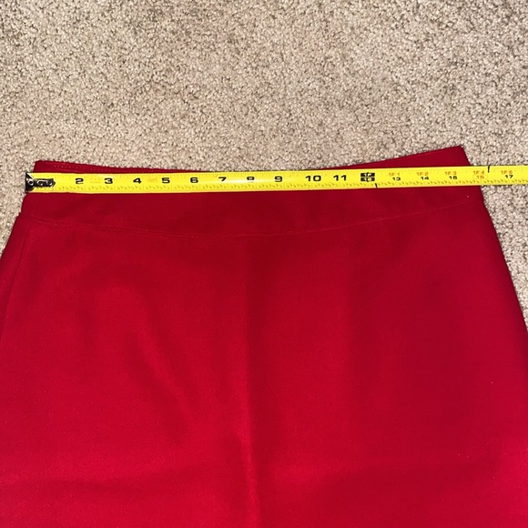 Like new!! BMoss Red skirt Size 8 - Picture 6 of 8